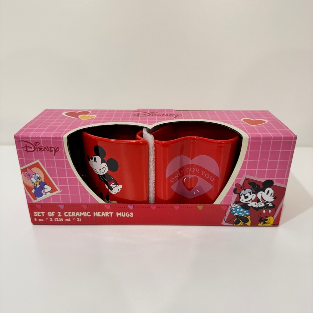 Disney Classic Mickey & Minnie Interlocking Heart Mug Set Couples Gift in Box